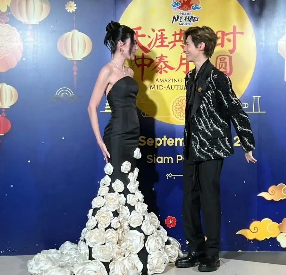 罗云熙这身高和女明星站在一起都得仰视吧？ ​​​