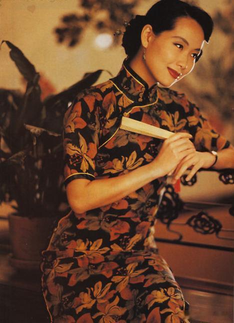 叶童复刻40年前海报 与梦幻联动，致敬1986年《偶然》！40年光阴流转，叶童依