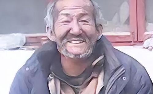 北京一流浪汉因无暂住证被送进收容所，填写籍贯时警察瞬间呆住“您就是大名鼎鼎的杞县