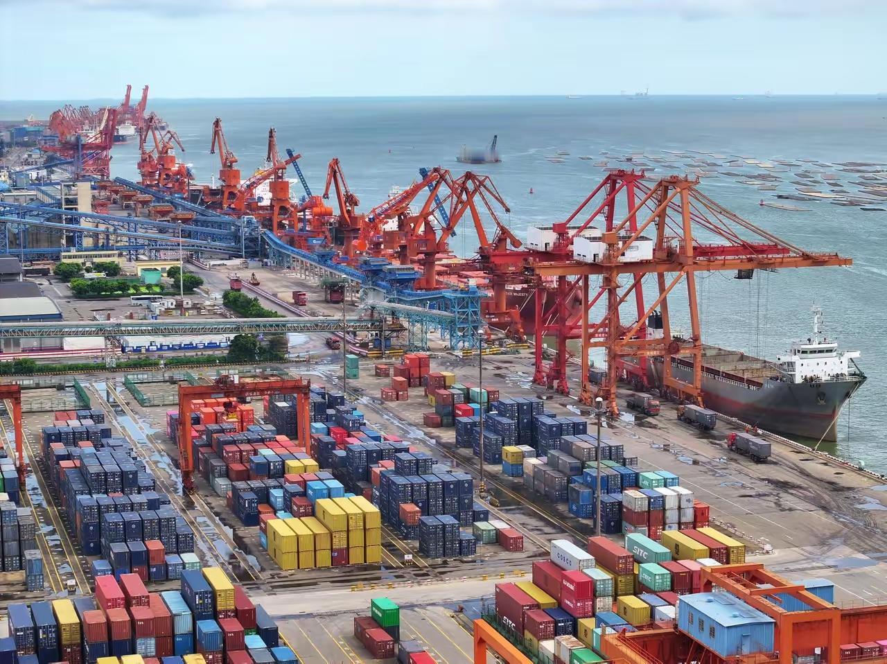 信号不同寻常，国家相关部门紧急约谈淘宝、抖音、小红书等电商平台，此次约谈简单来说