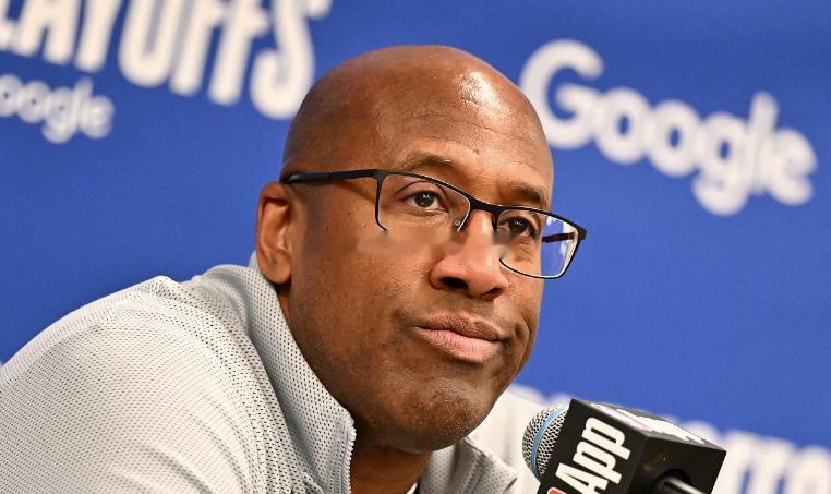 布朗：系列赛是7场4胜制 去年雷霆也曾1-2落后最终逆转NBA季后赛继续进行，老