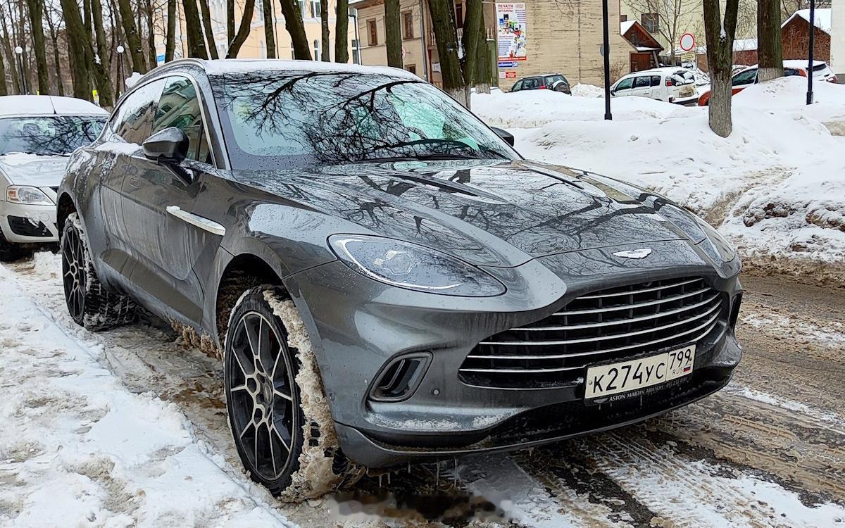 Aston Martin DBX / Jeep Grand Wagoneer /