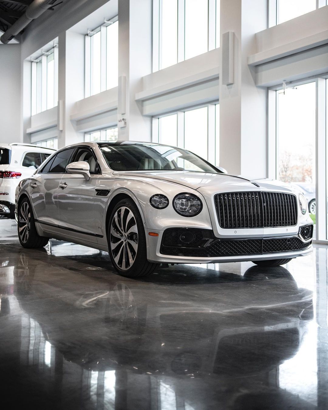 2022 Bentley Flying Spur V8 💨#宾利飞驰##car