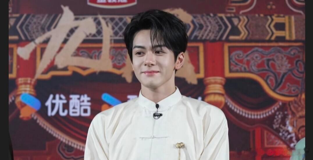 曾舜晞今天这趟来值了 曾舜晞听爽了 谁能想到吴老狗还有这种趣味梗！曾舜晞套路陈伟