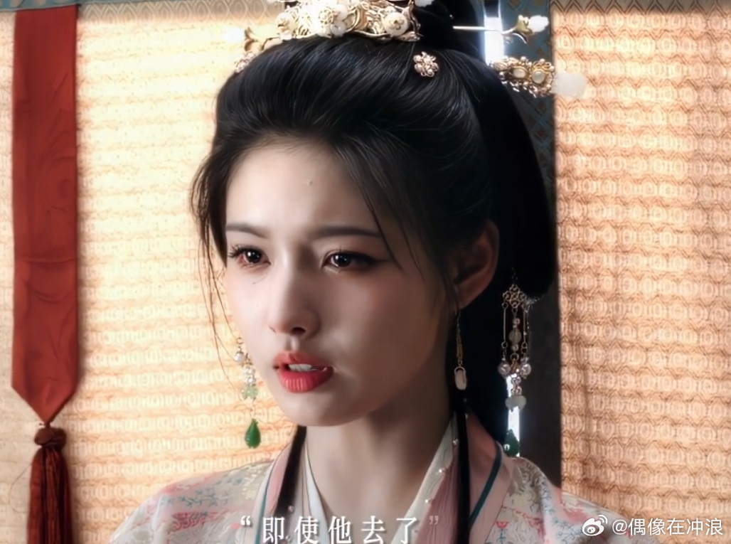 谢嘉鱼无人能拖我下水真正的爱从不是索取与纠缠，谢嘉鱼看透人心依旧选择等候。她的信