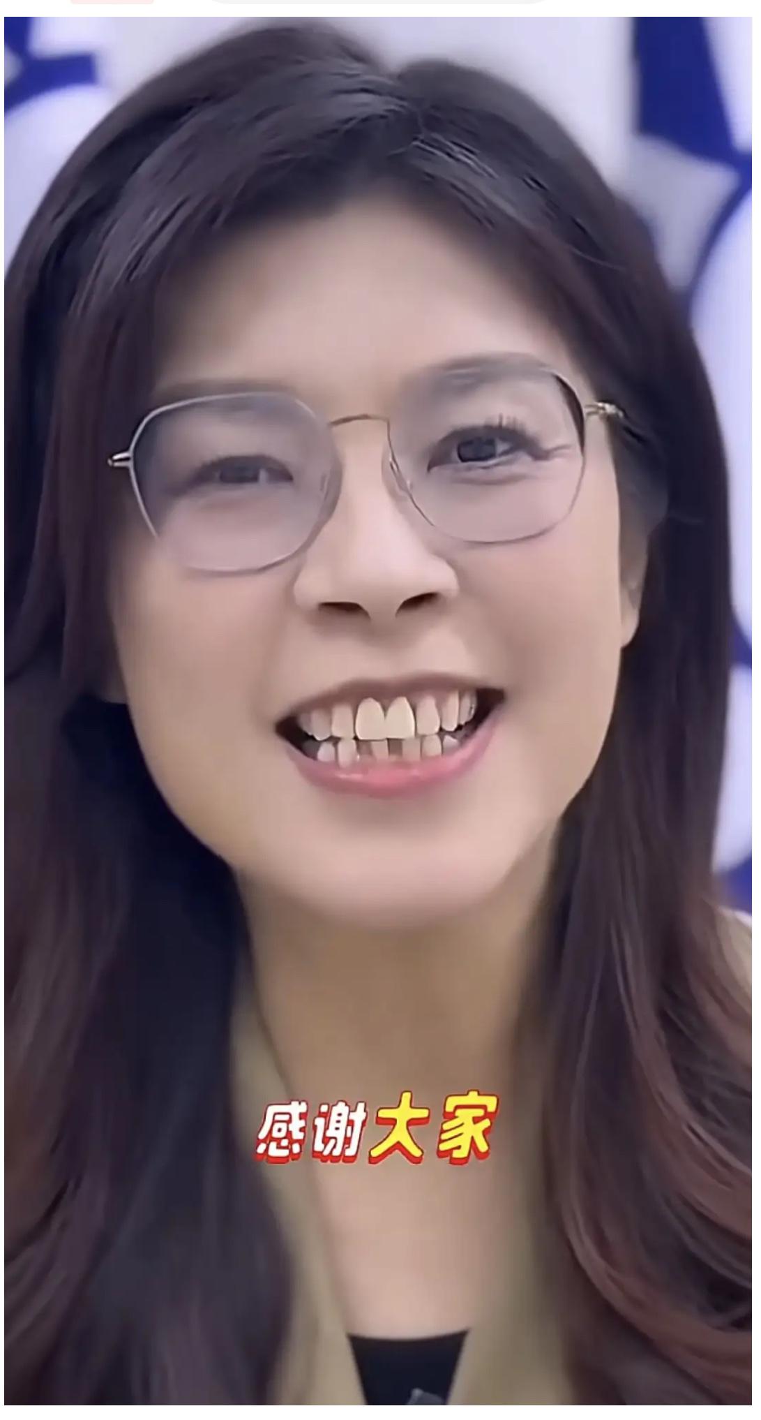 郑丽文作为国民党主席
一口回绝“美国在台协会”约谈，破了历届主席不敢碰的“硬茬茬