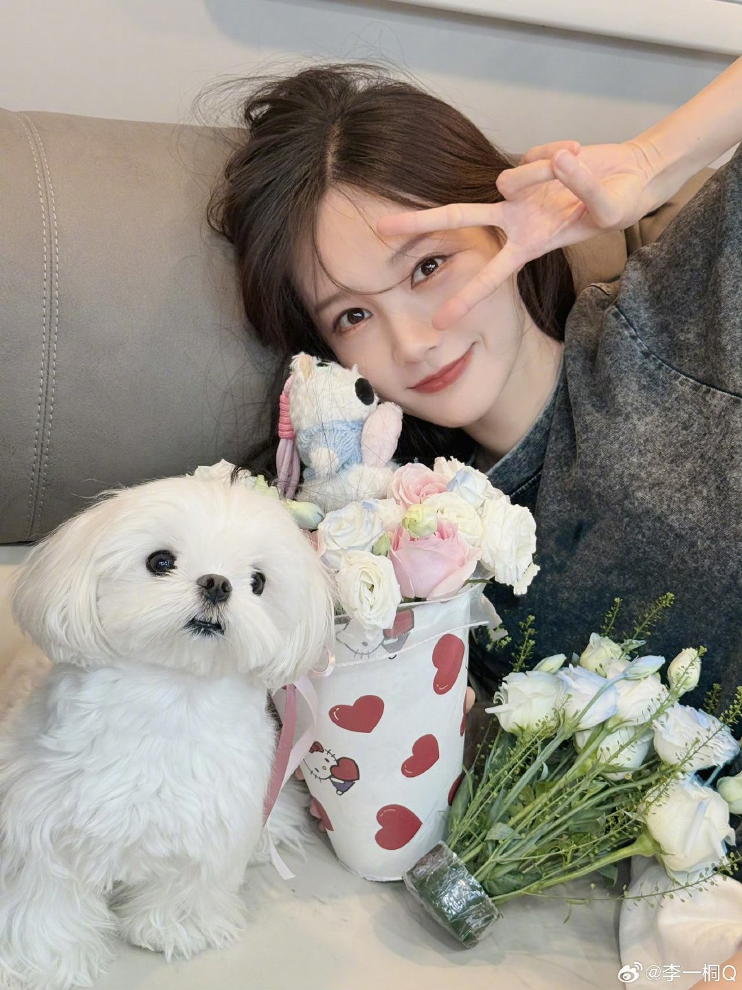 李一桐立秋奶茶插花李一桐立秋的奶茶花李一桐立秋奶茶花来啦～娱乐[超话] ​​​