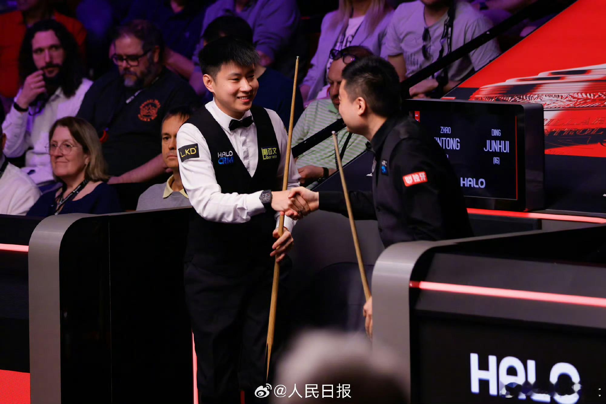 中国德比赵心童战胜丁俊晖这是克鲁斯堡世锦赛历史上首次“中国德比”，标志着中国斯诺