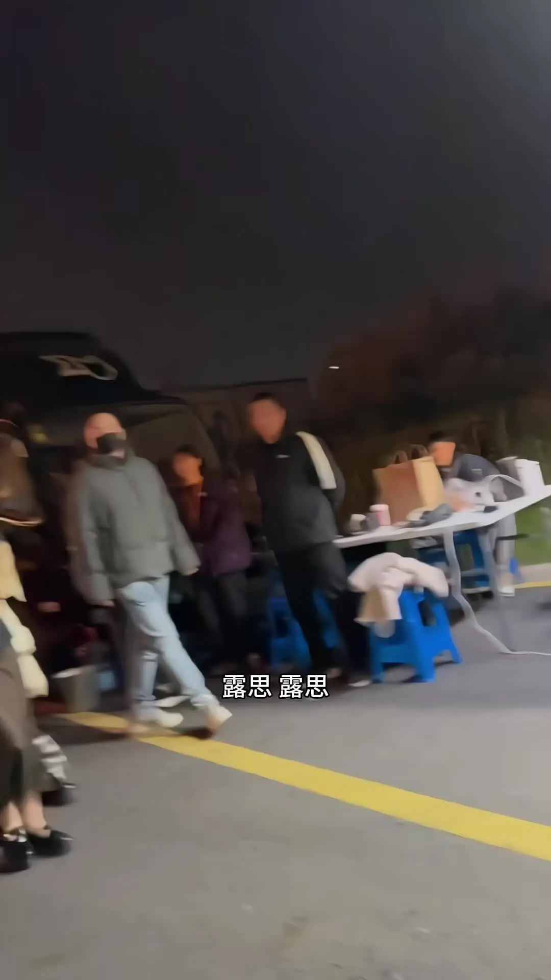 感受她 理解她 支持她 见过她的人没有一个人说过她的不好，露思真的很真...