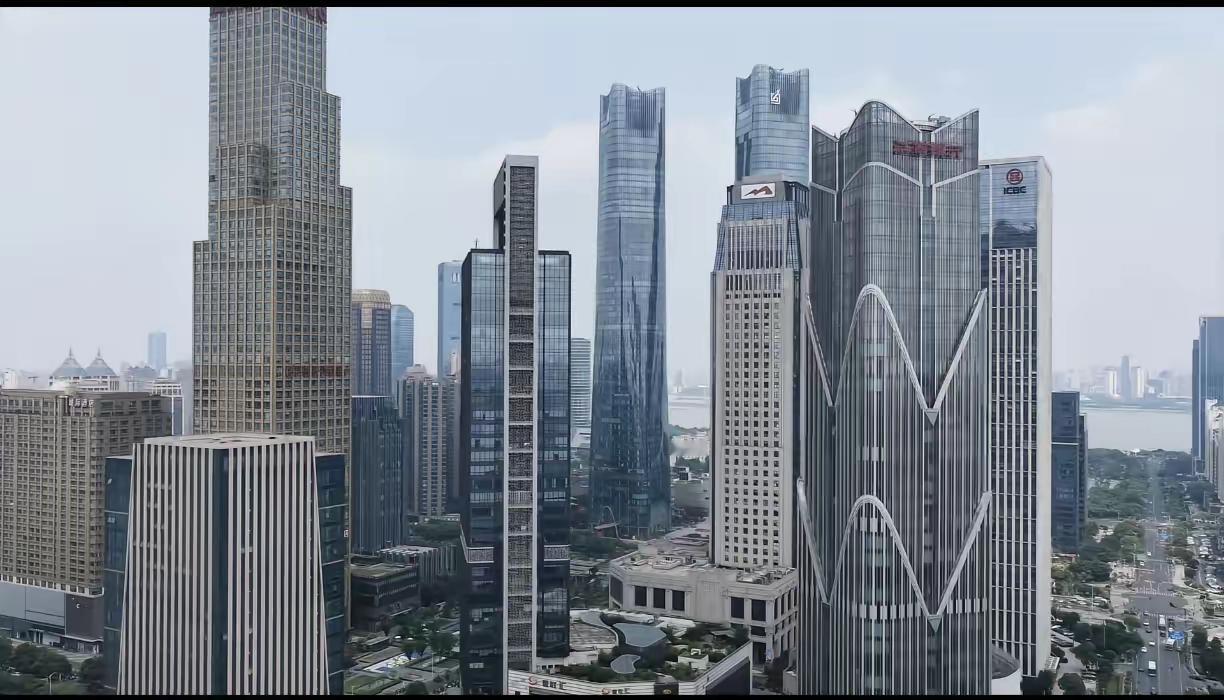 南昌市必将会崛起，也终将会崛起，也必然会崛起，一定会成为头部城市！这是历史的选择