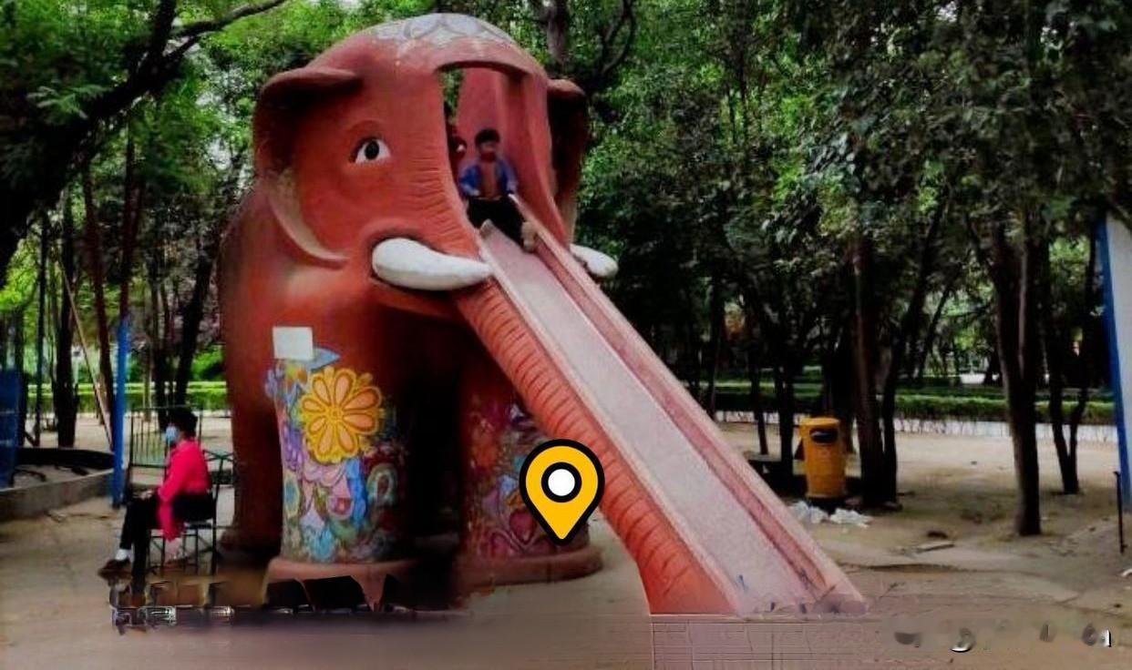 今天最感慨的一句话世界万物本无对错，只在于一念之间。简单一点，生活本没有那么复杂