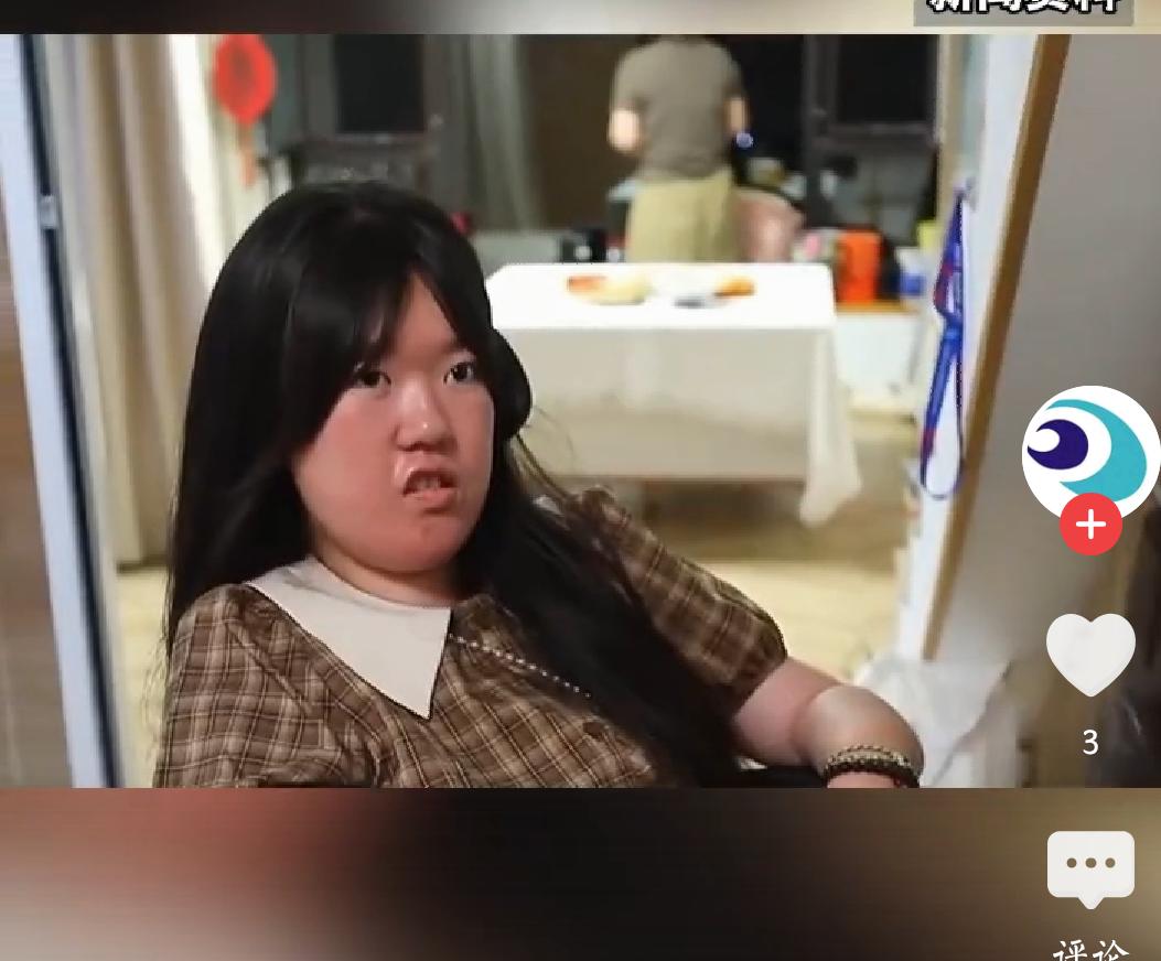 在山东青岛的海风轻拂下，有一处别具一格的民宿静静伫立。这里不同于普通的住宿地，没