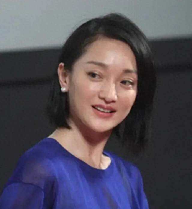和陈坤领证真相大白3年，无子无女的周迅，终于印证了张曼玉的话