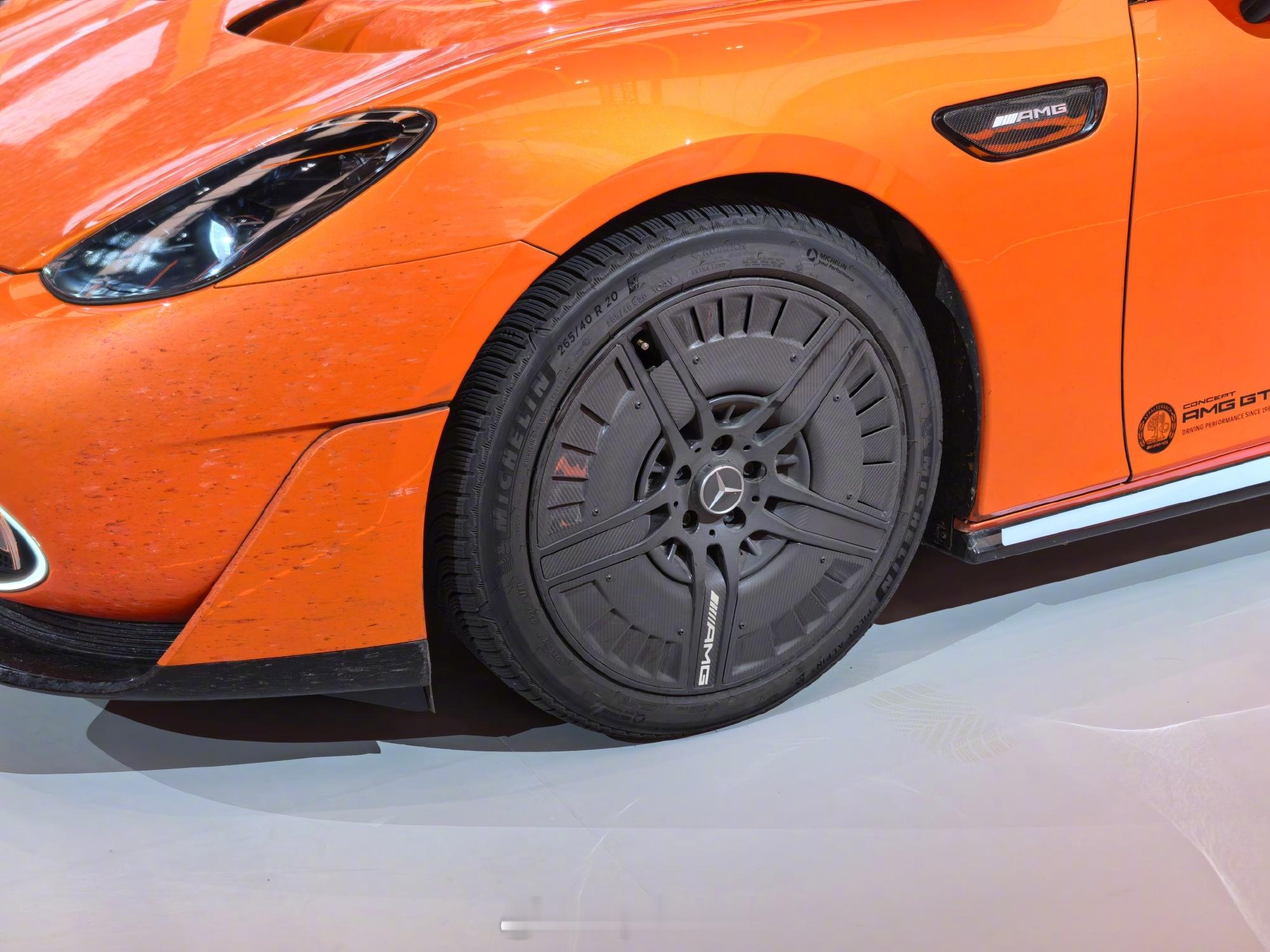 这个导流罩叶片的方向，前后轮不一样啊有什么讲究吗？有懂的给说一下CFD专家