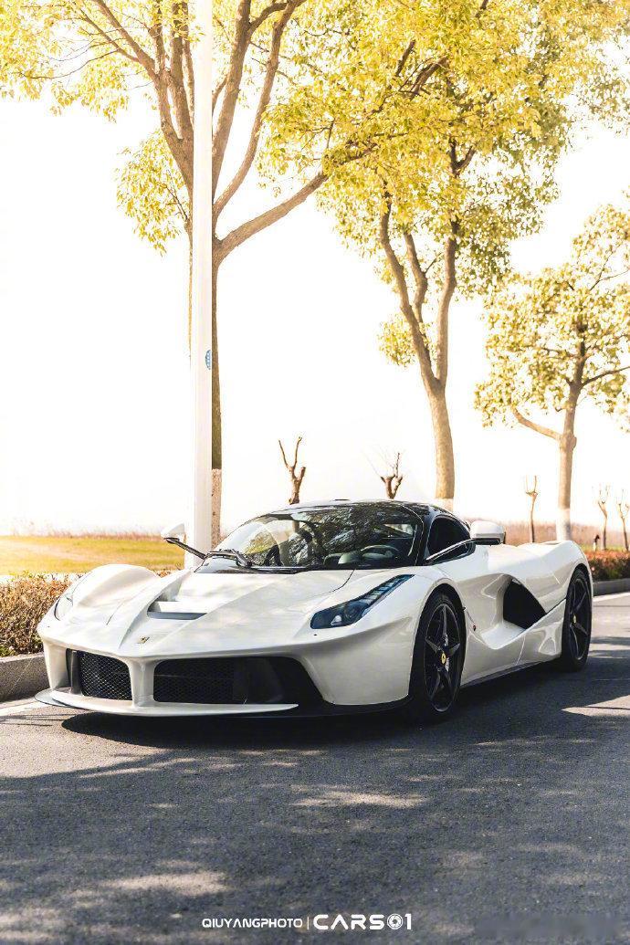 白色LaFerrari也太帅了！