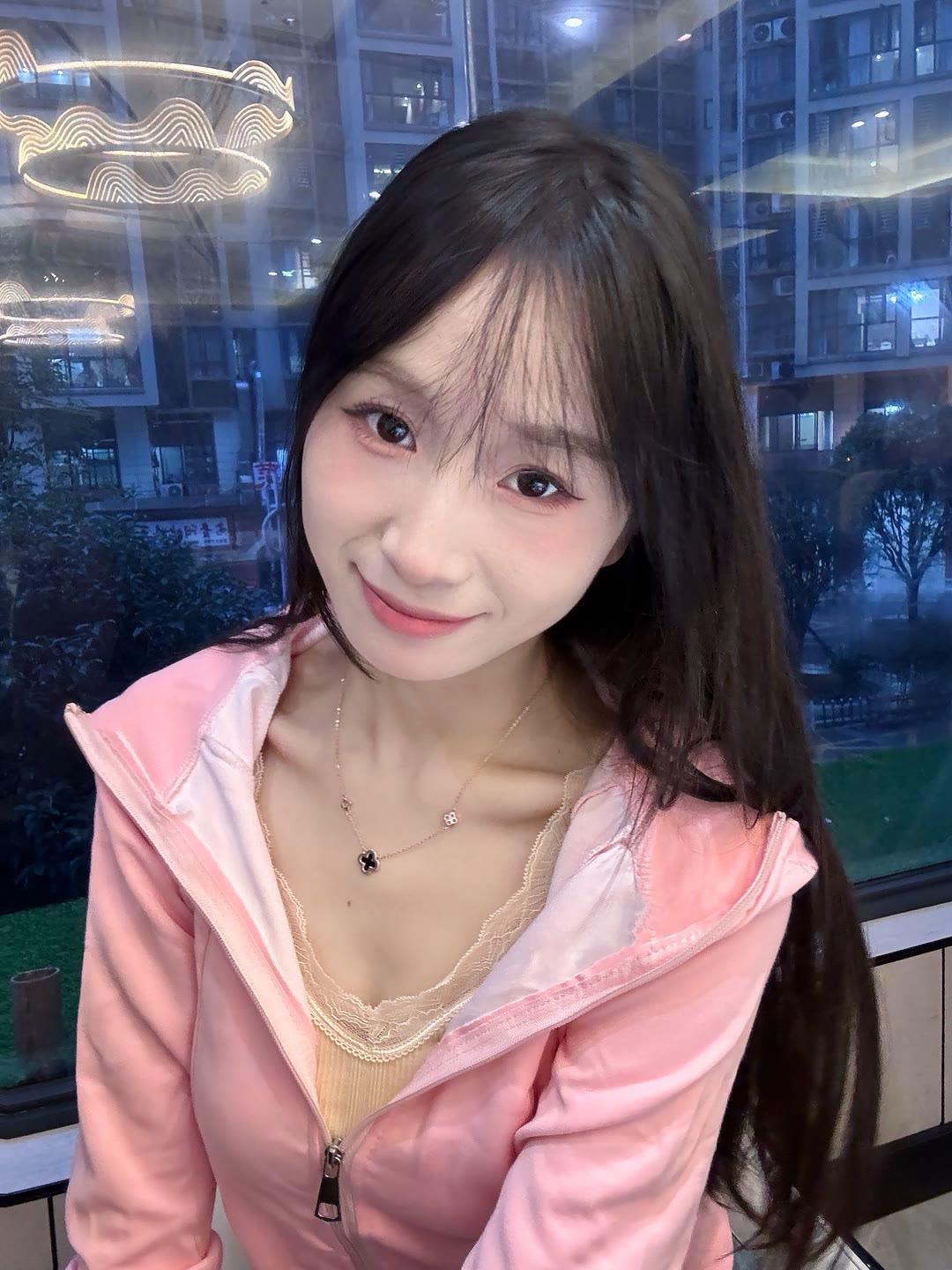 初恋初恋 甜妹女孩