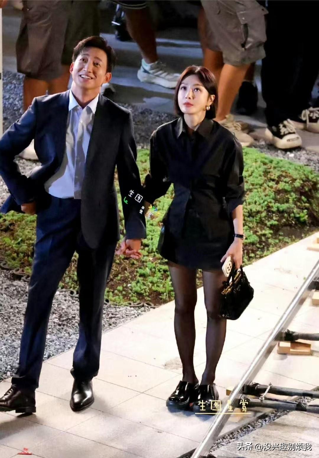 秦岚，这腰，这腿，你是真实存在的吗？