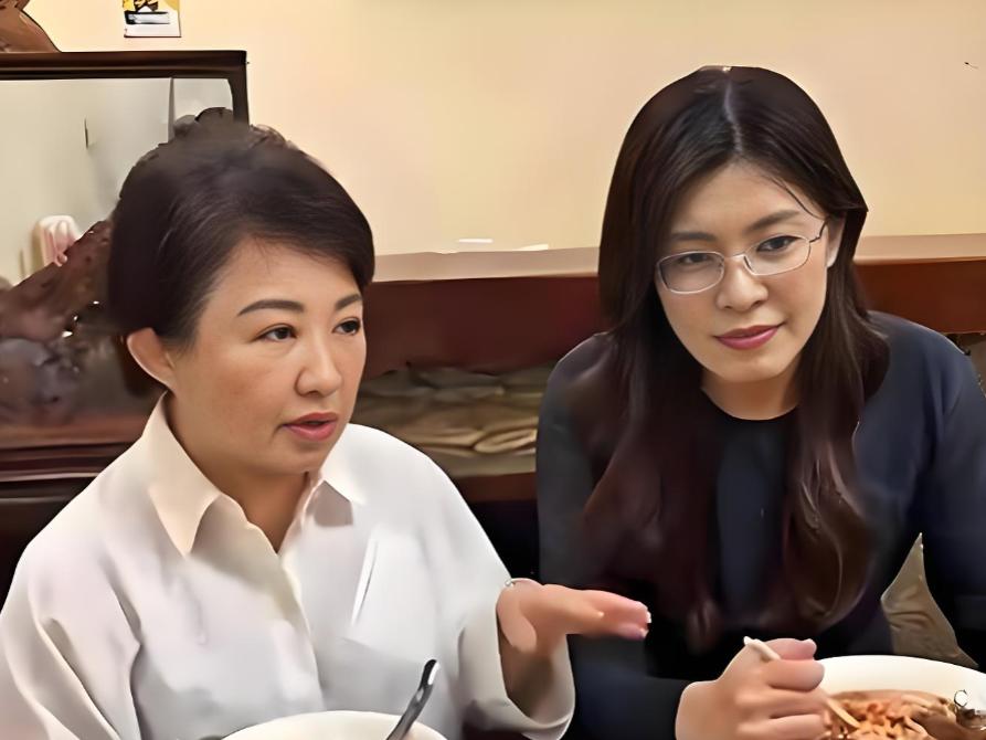 郑丽文：是虎也得给我扒着！

卢秀燕 11 天访美，超出城市交流的界限，本职越线