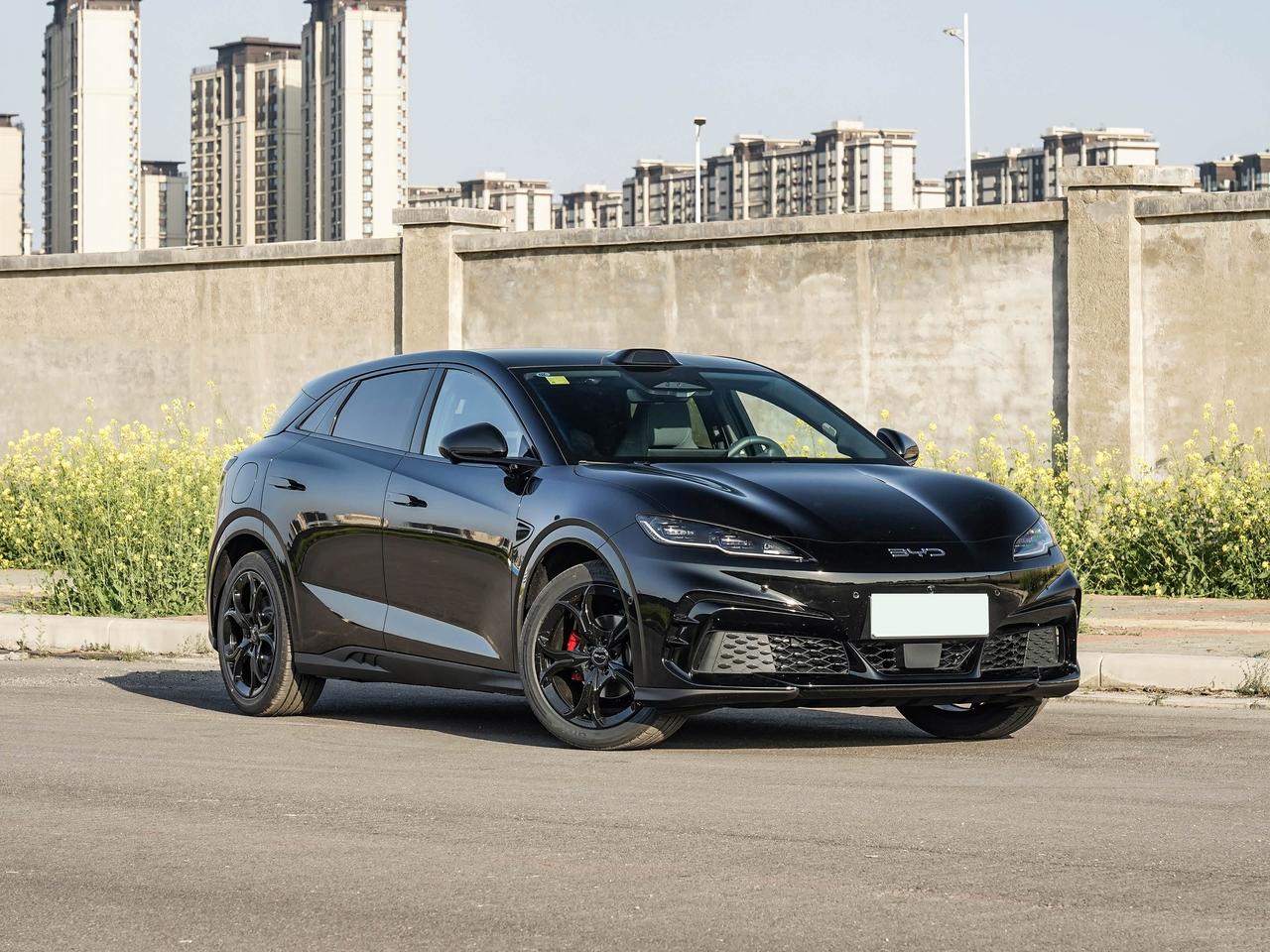 海豹06GT把四驱版拿掉，我觉得有点可惜 😅 本来这车吸引人的地方，就是它不只