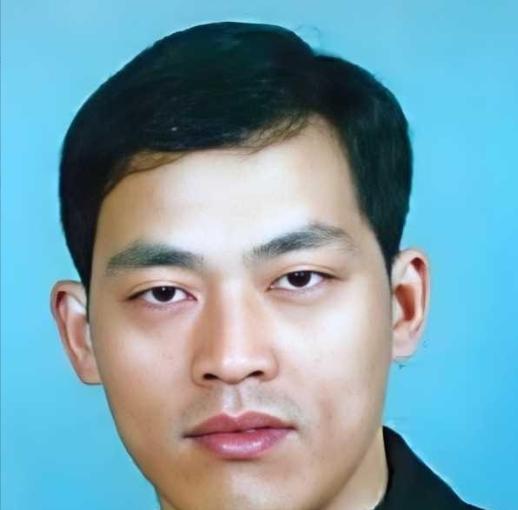 1997年8月15日，37名武警悄悄潜入了龙合村，打算将悍匪万光旭逮捕归案，可没