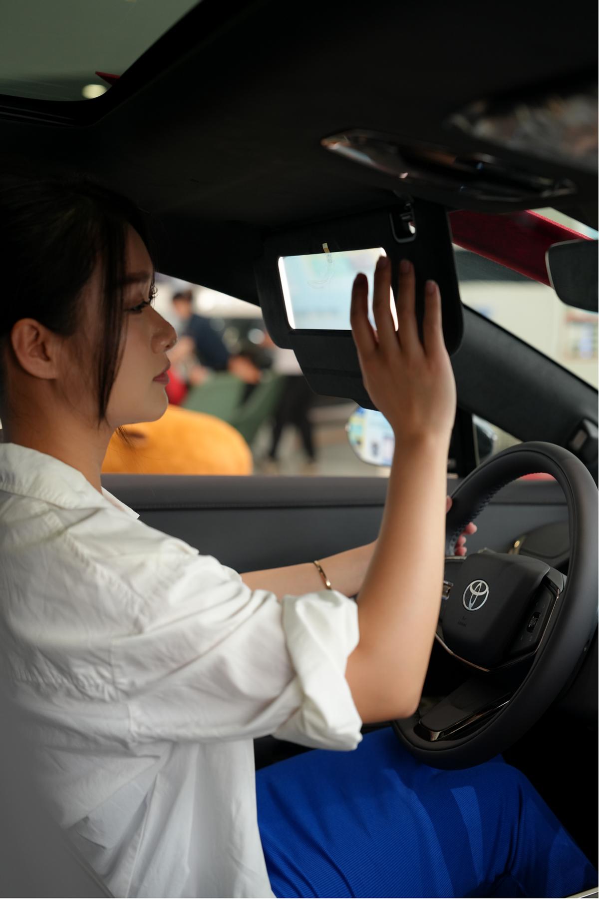 购车理念进阶：女性追求全能座驾，铂智7纳入比较的新信号
汽车对于现代女性而言，正