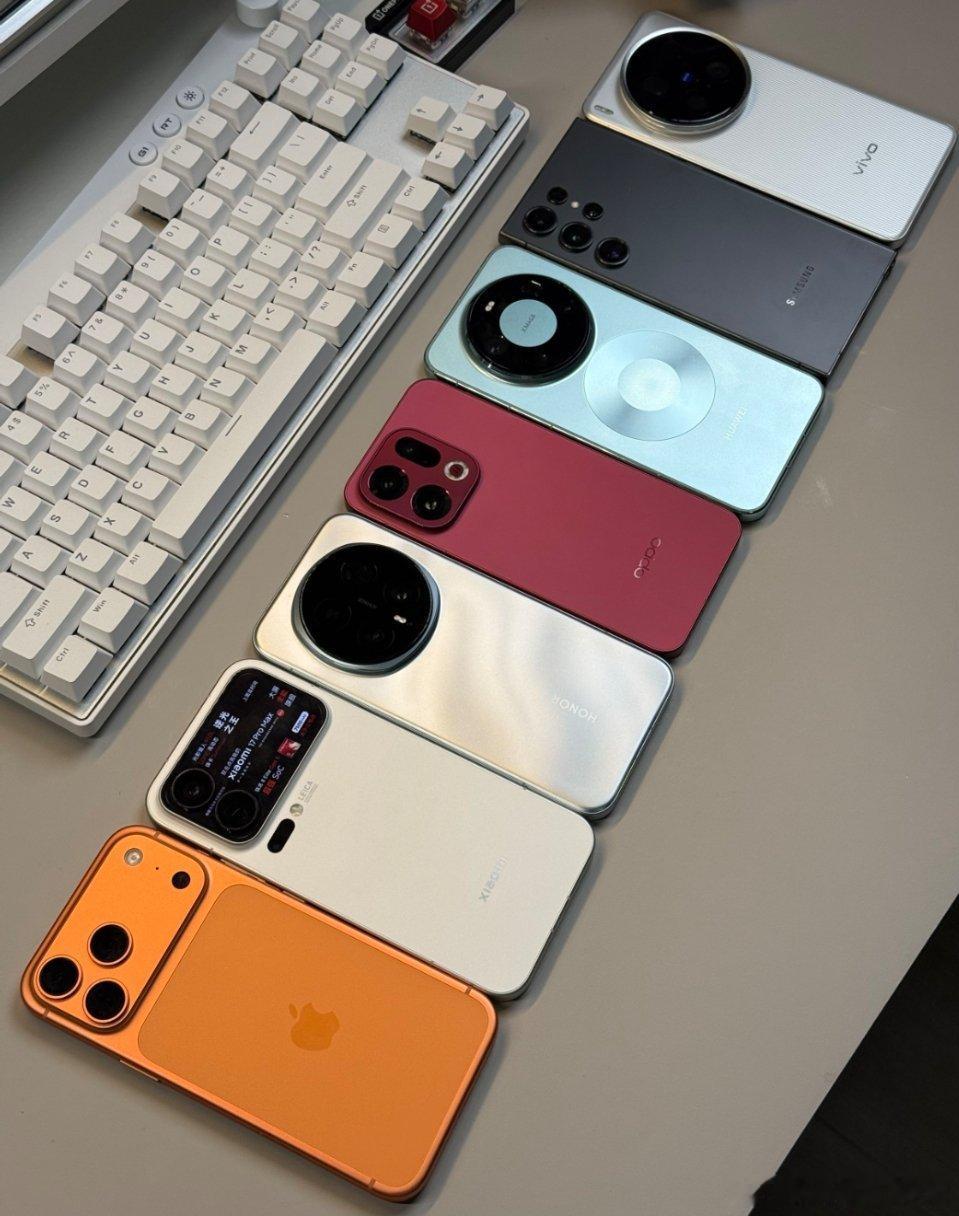 2025年，大家觉得最好看的手机是哪一款？ 