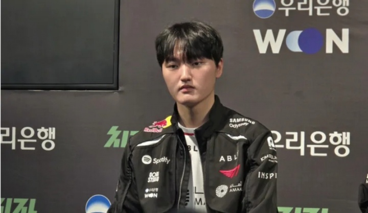 赛后群访Peyz：Doran选手第二局创造了我可以输出的环境 我很感激