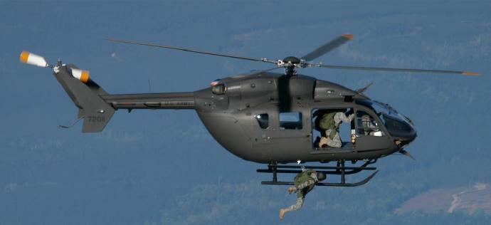 每天认识一件兵器 美国UH-72“勒科塔”通用直升机UH-72是欧洲直升机公司为