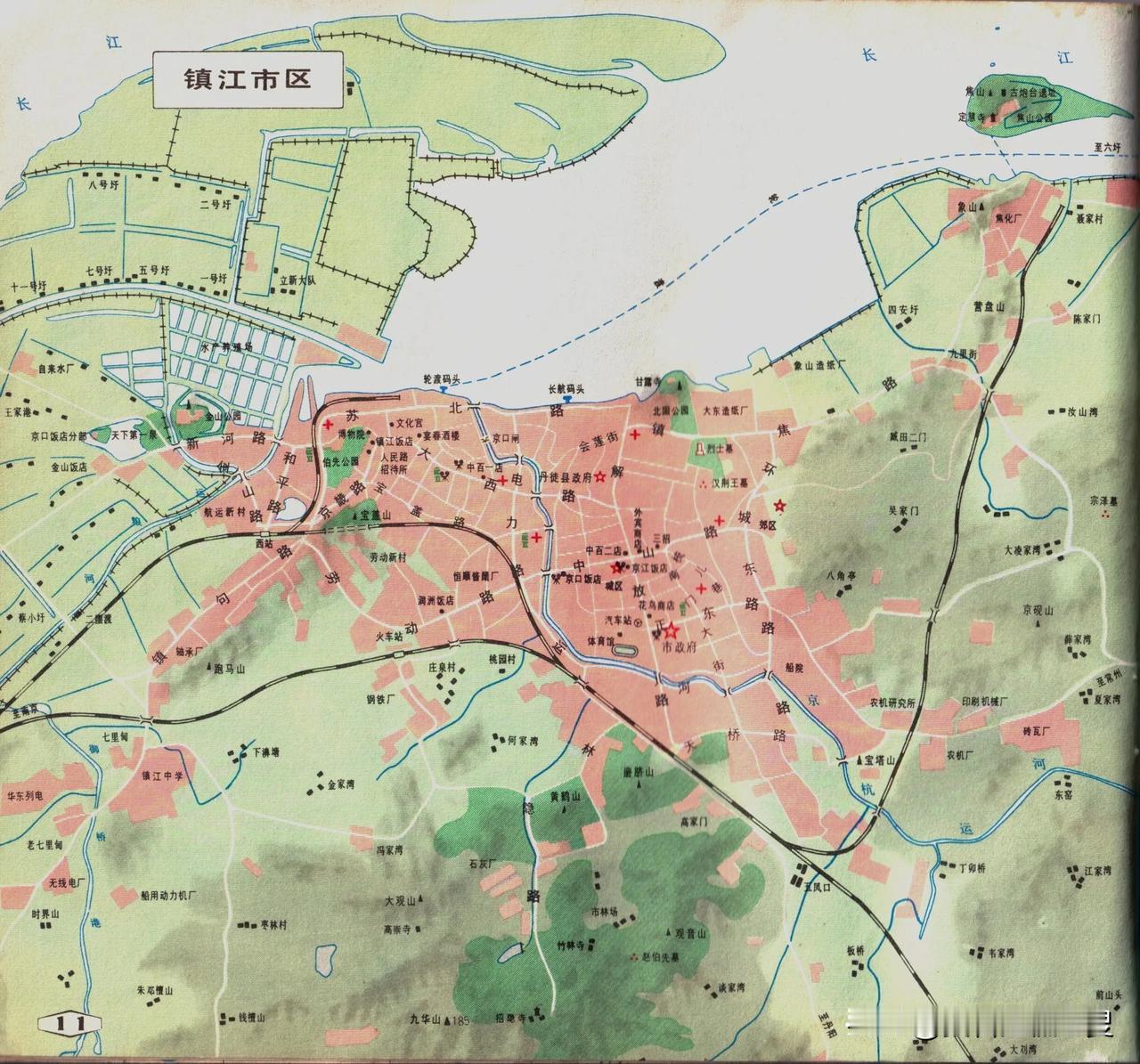 1984年江苏省镇江市区地图。那时的镇江市辖城区和郊区两个区，丹徒县也驻扎在城区