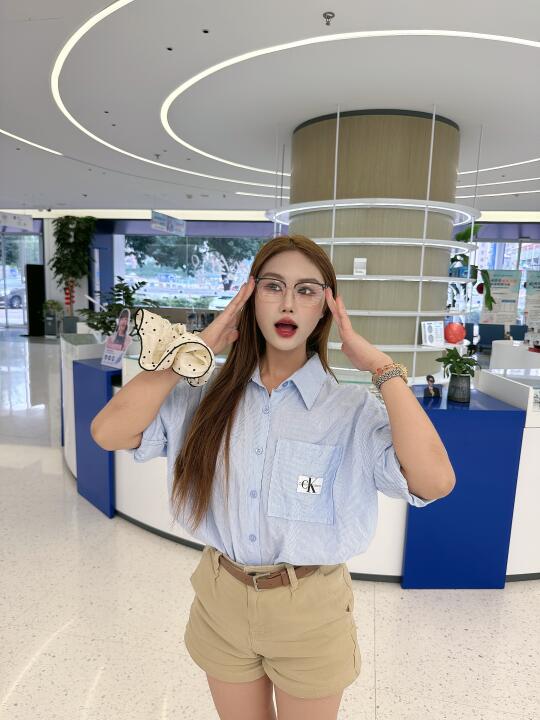 新乡！！没想到这么顺利就摘掉了镜框！！！