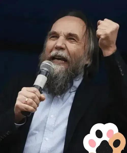 俄罗斯国师杜金曾说：中国放任委内瑞拉和伊朗沦陷，下一个遭殃的也将是中国自己。而且