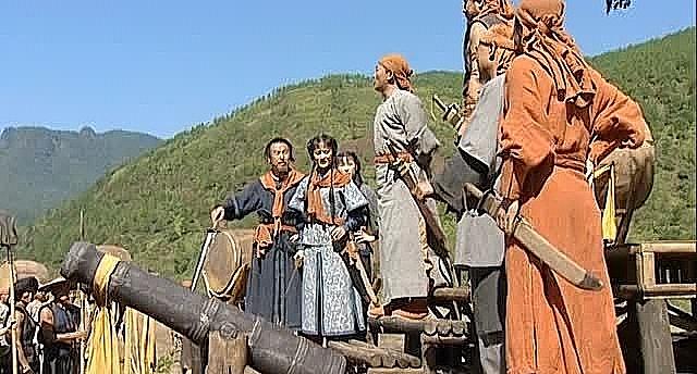 战神鲁王任化邦：令清廷头疼十年，终遭亲信暗杀
 
1867年，亲信潘贵升从背后一