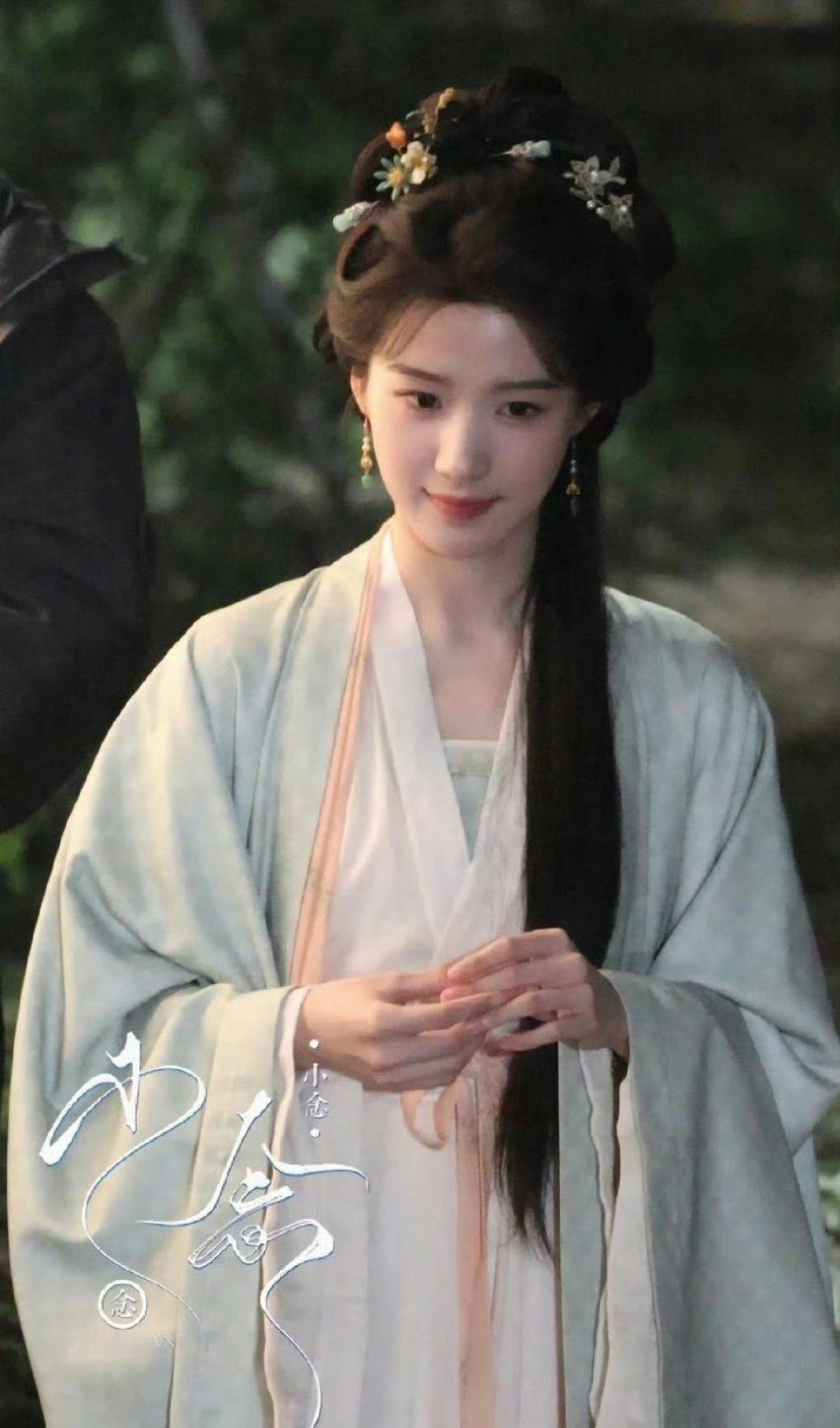 体感梁洁更像刺棠女主，能交换一下吗？ 
