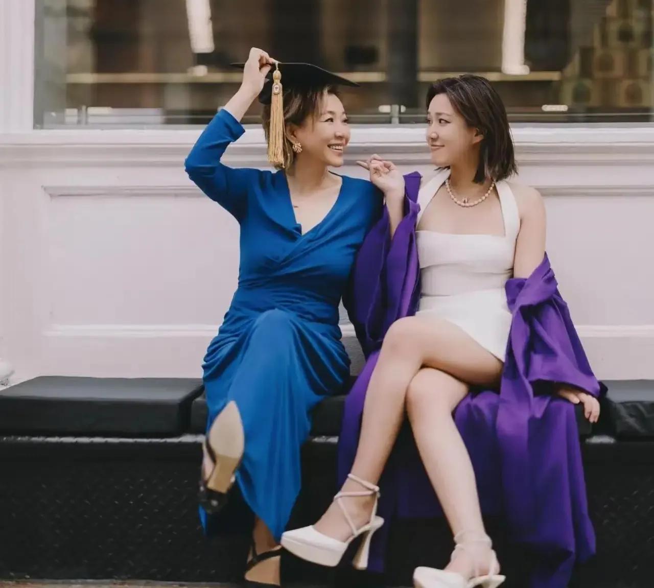 为啥纽约大学那么受国内星二代欢迎？俨然成了美版北电！
进入5月份，美国大学迎来毕