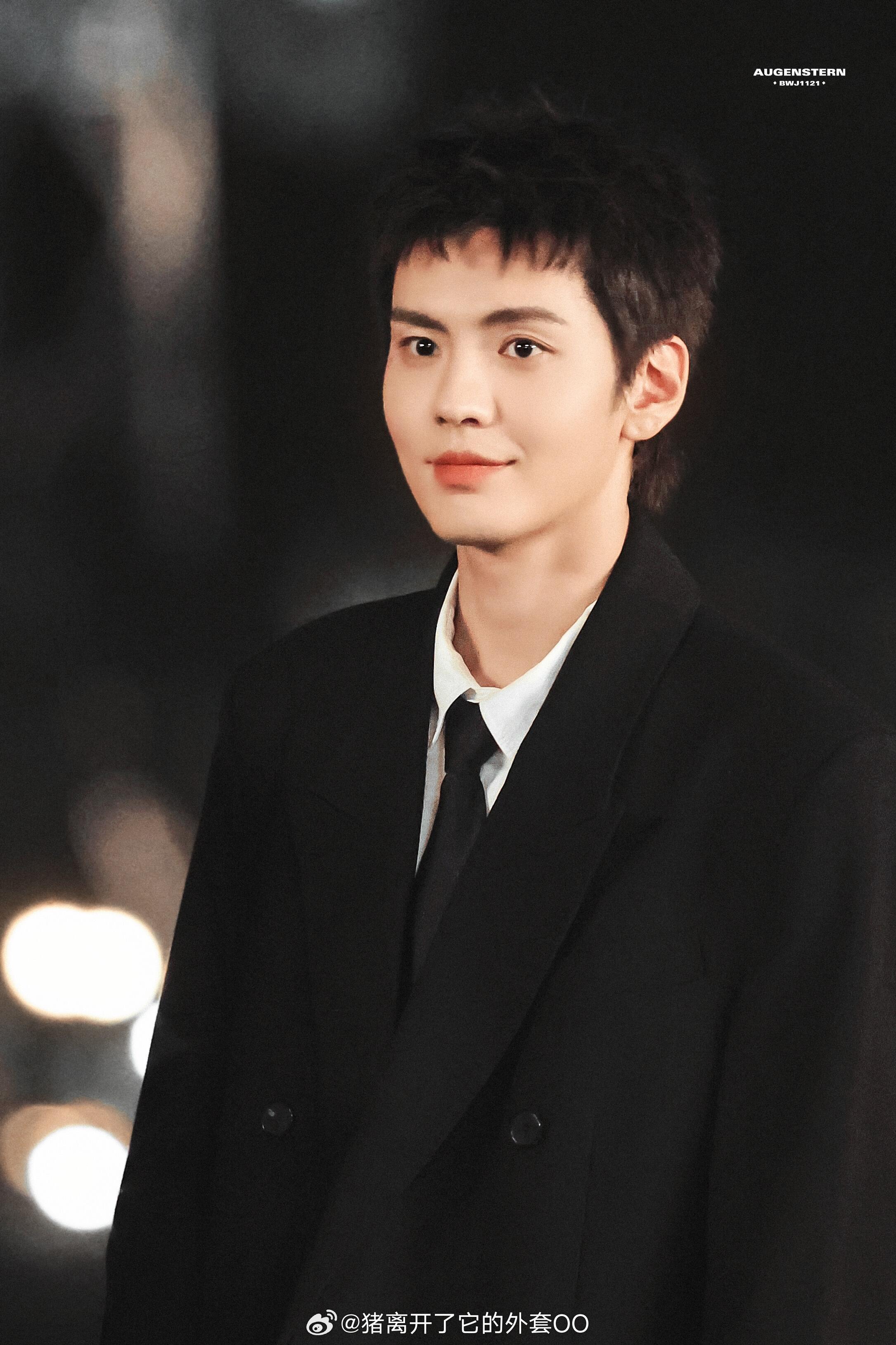 毕雯珺《黎明前他会归来》裴川路透，这个发型太帅了！