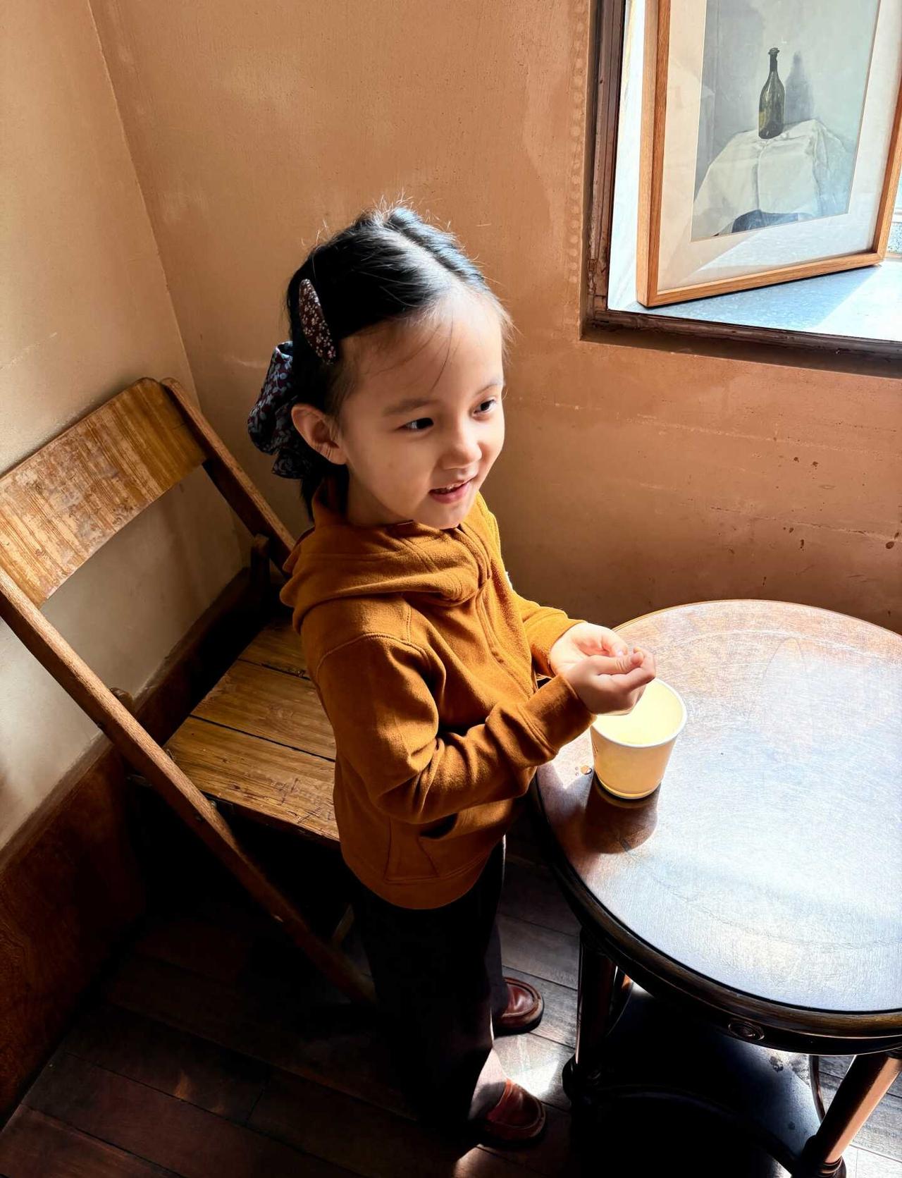 南京一夜入秋🍂早起冷嗖嗖🧥
喜秋人士终于盼来了秋天🍂
在最美的季节要穿最美