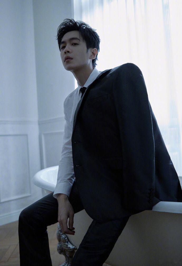 比老爸红的明星
[熊猫]张若昀 - 张健
[熊猫]刘恺威 - 刘丹
[熊猫]郭麒