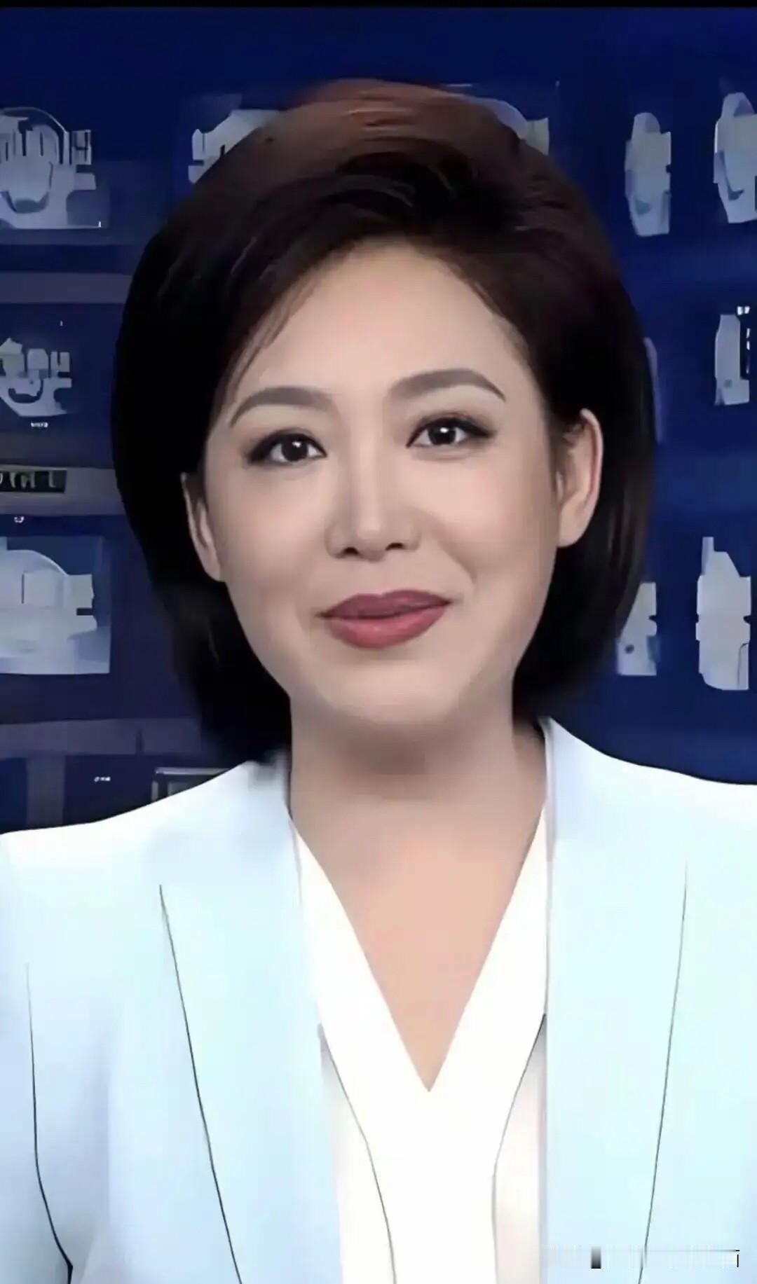 她都50多岁了，怎么还是那么有气质，看着脸很圆润，比许晴漂亮，气质不输周涛，是央