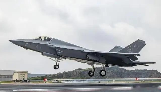 中东局势变局：巴基斯坦重兵进驻沙特，地区安全格局迎来历史性重构当下全球瞩目的中东