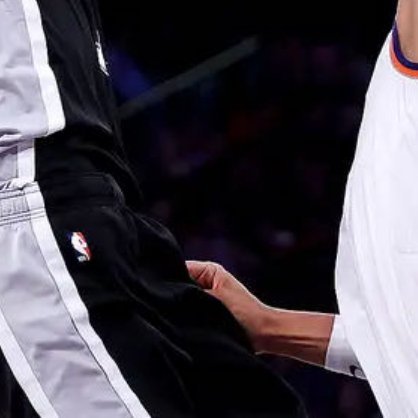 网易体育6月9日报道：NBA总决赛继续进行，圣安东尼奥马刺队反弹扳回一城。文班亚