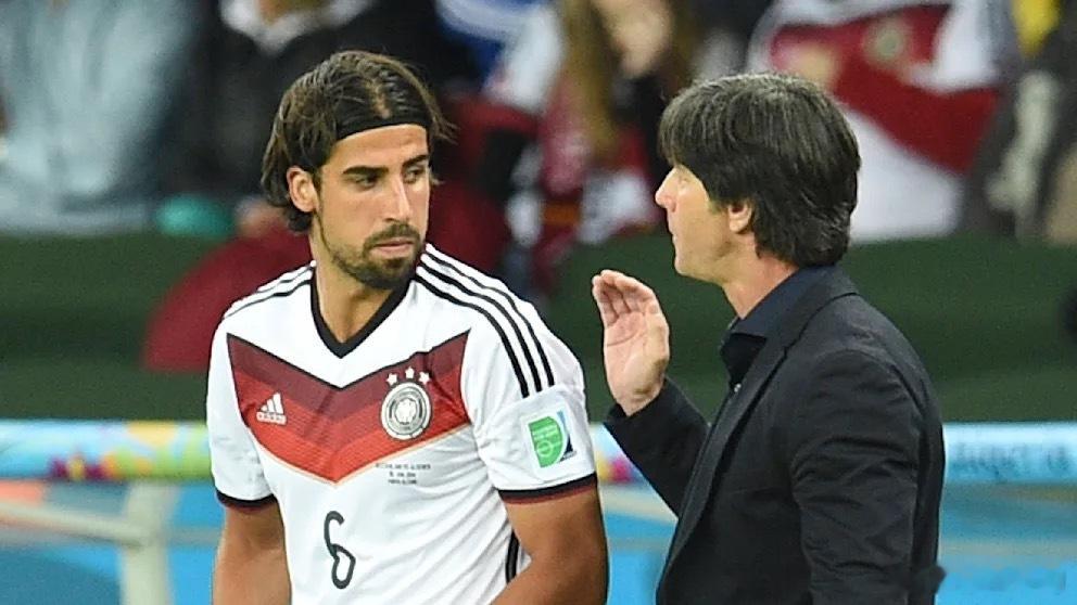 赫迪拉接受采访，回顾2013年11月十字韧带受伤，距离世界杯还有七个月时间，医生