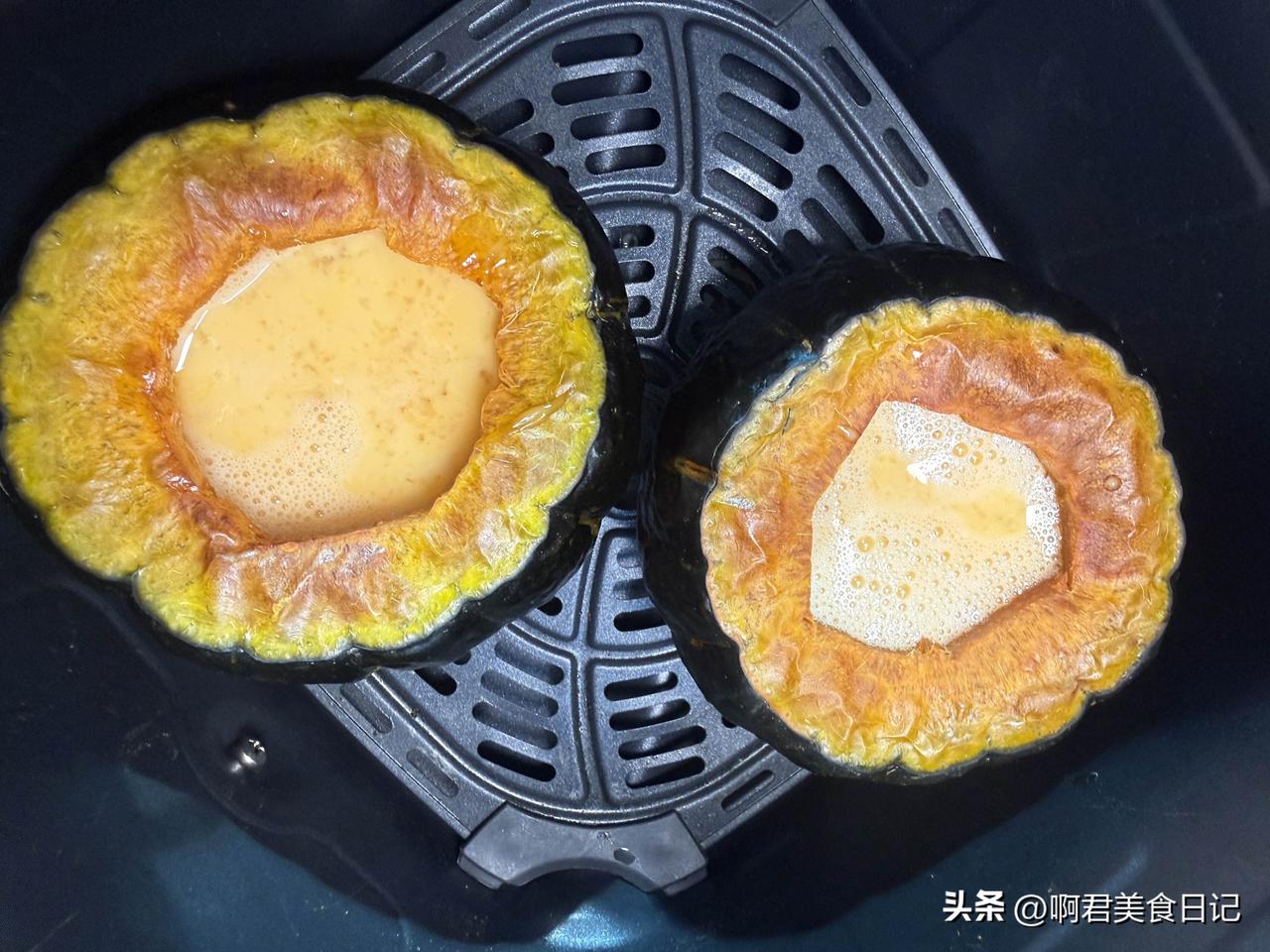 早餐不知道吃什么的时候，一定要试试这个：贝贝南瓜烤蛋奶，真的巨 巨 巨香！软糯香