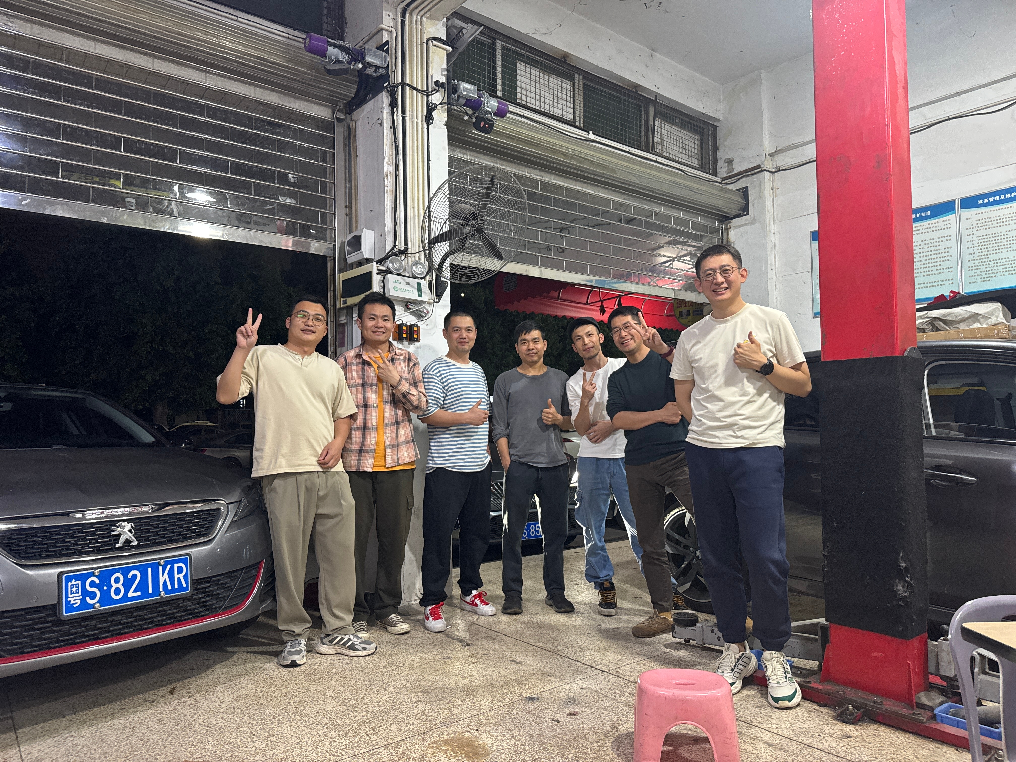 昨夜在虎门阿兴这里体验了三台美妙EMP2平台法系车308s，感受到当地法粉的热情