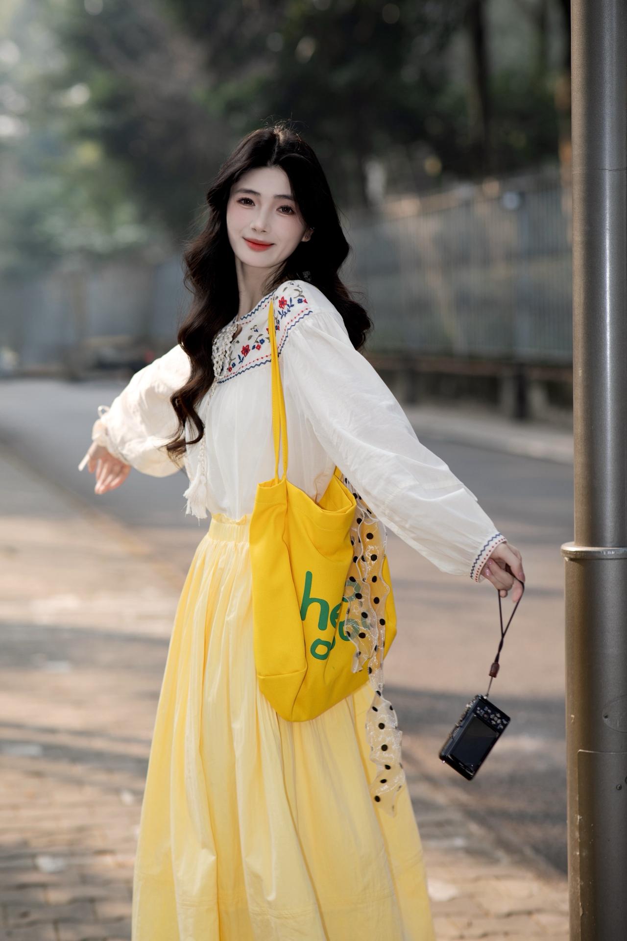 超出片的度假风穿搭 穿美裙赴夏日之约 早春穿搭 春季穿搭 小个子穿搭