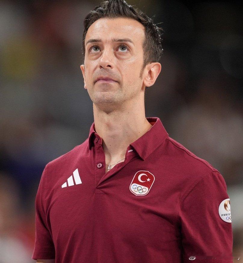 由土耳其国家奥委会公平竞赛委员会举办的土耳其公平竞赛奖颁奖中，桑塔雷利荣获公平竞