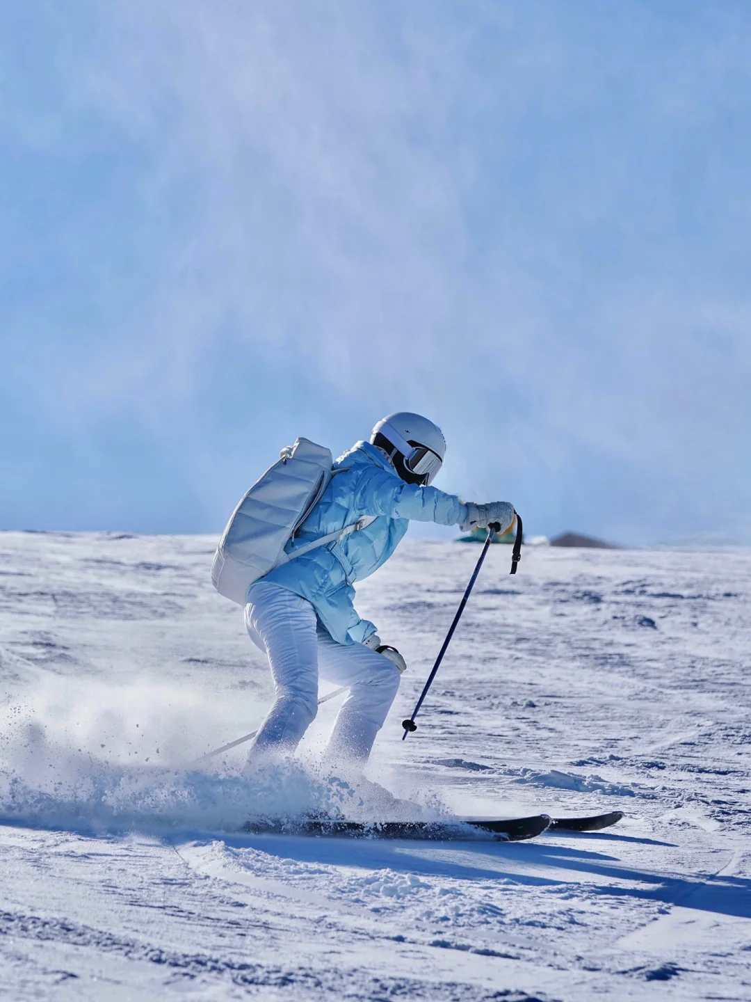 一个人出来滑雪是什么感受 ？