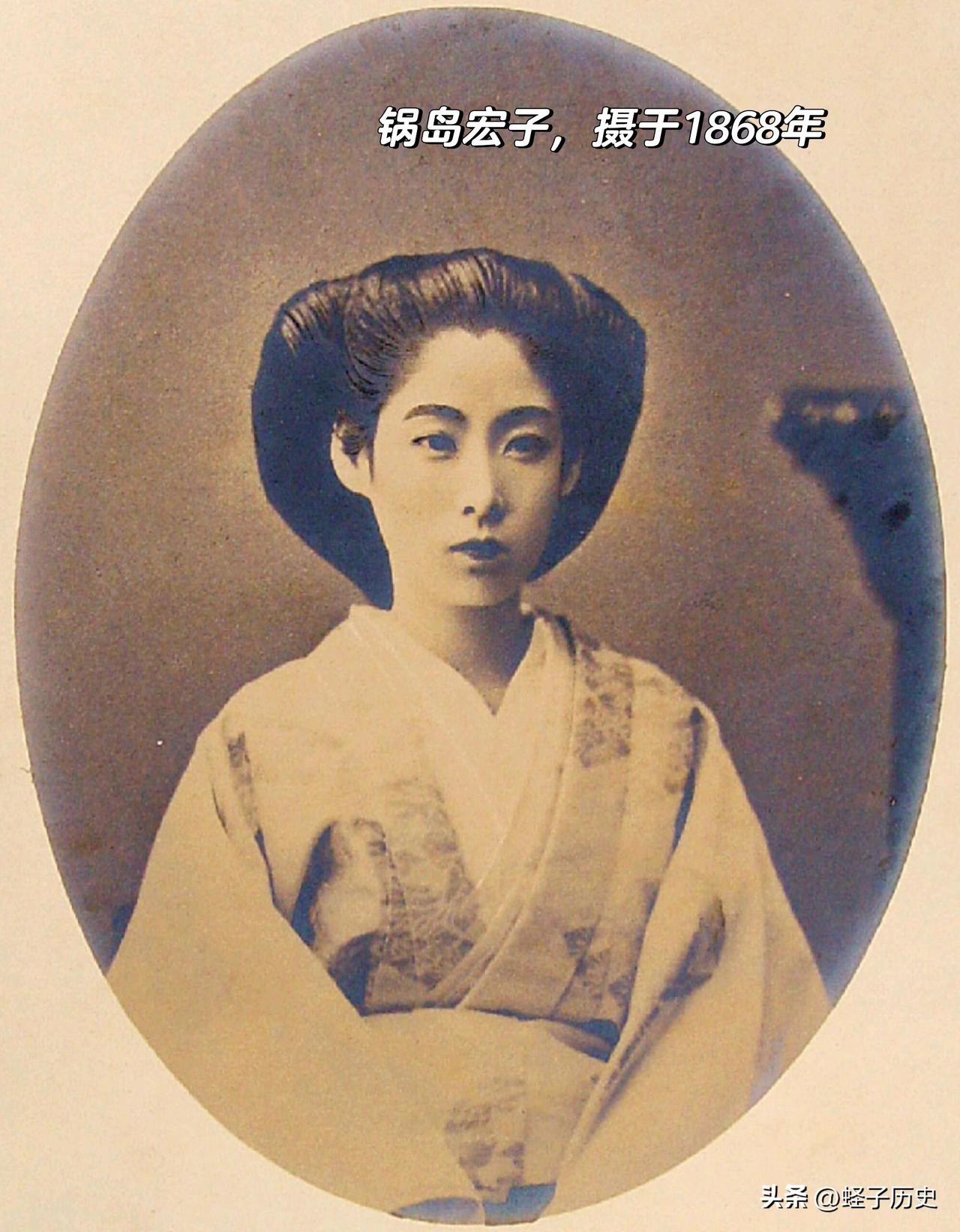 锅岛宏子与细川家相关||

宏子，伊都子之姑。1851年生，佐贺藩主锅岛直正第五
