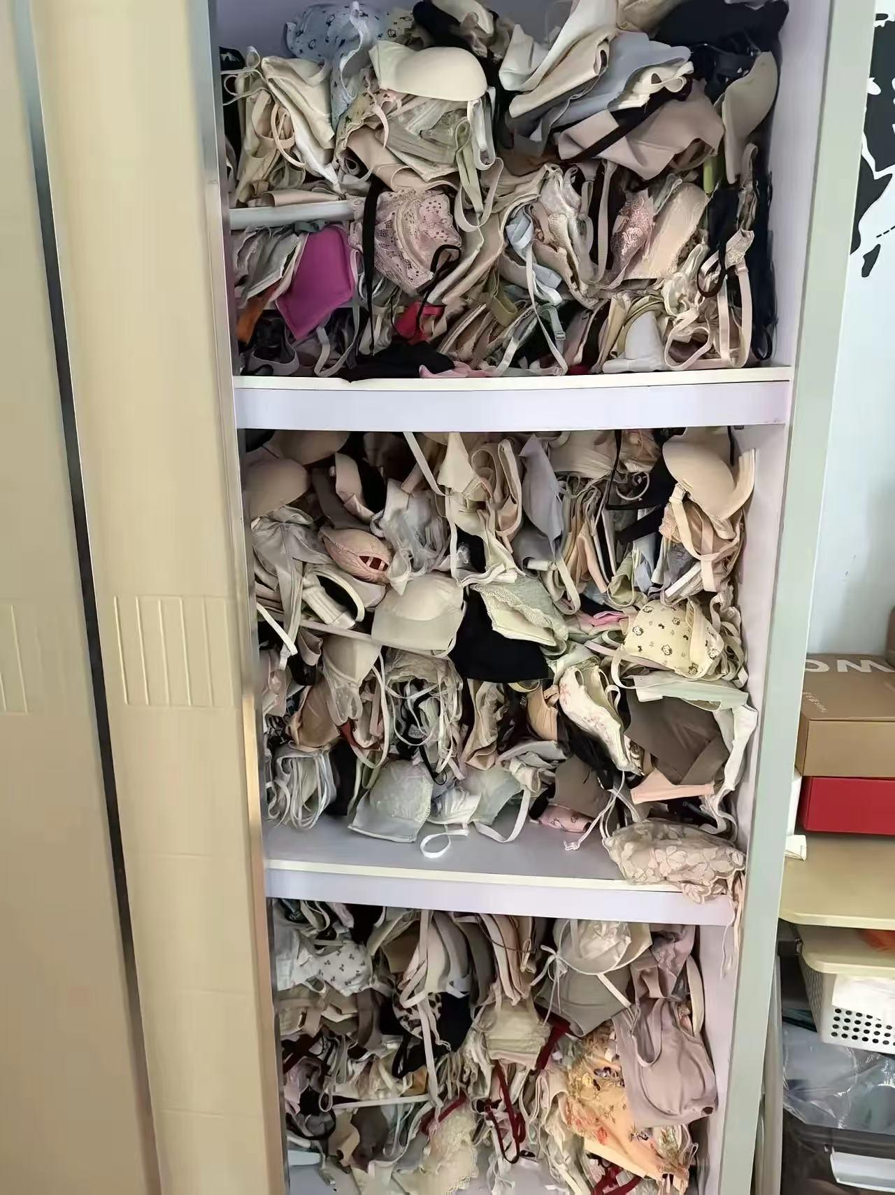 穿不完了......扔了又舍不得(눈_눈)💔