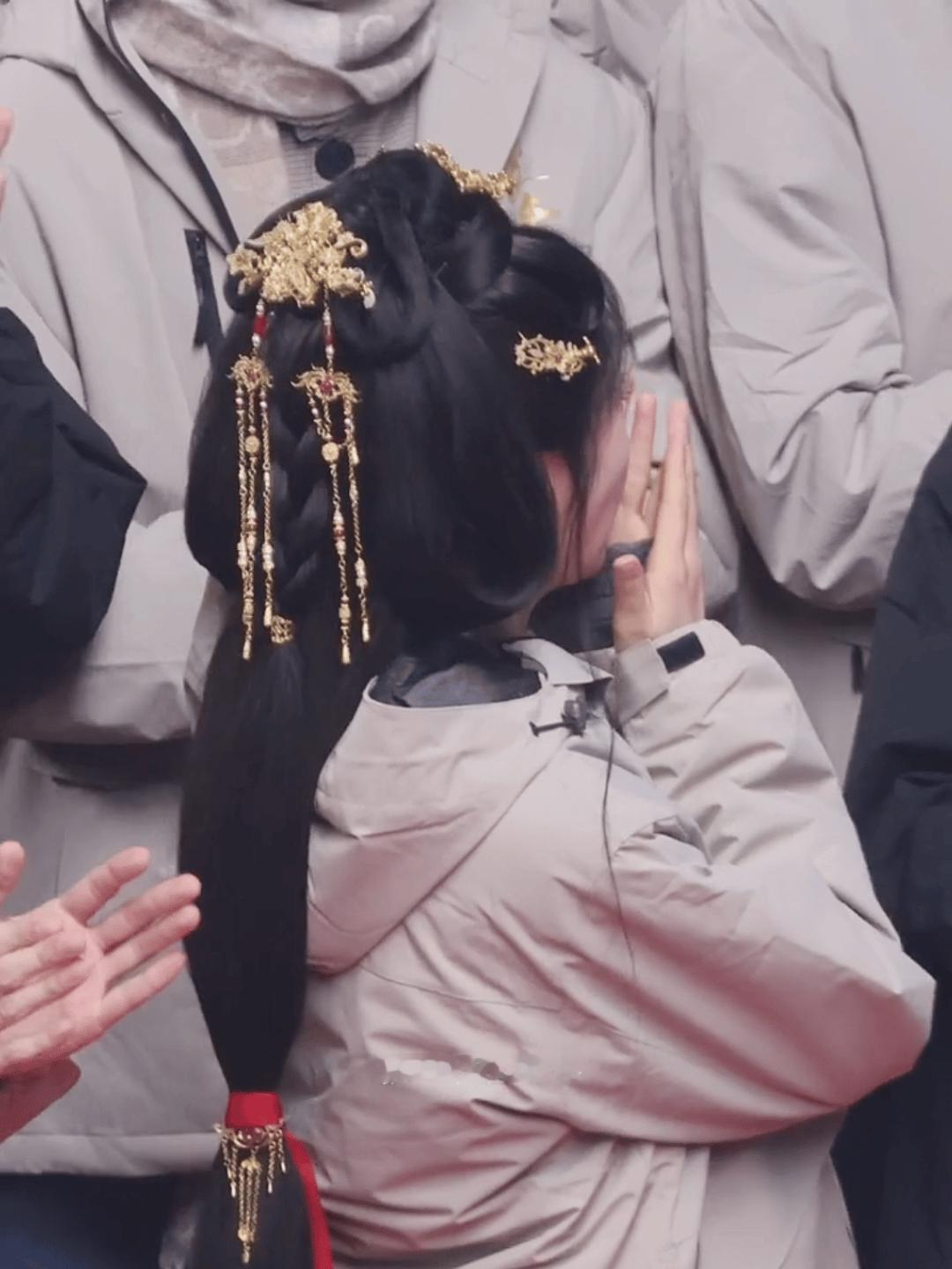 动起来也太灵了 