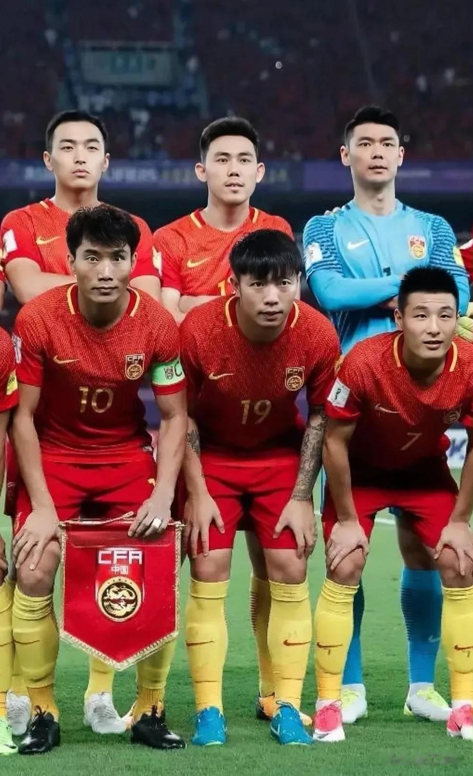 世界五大奇迹，中国占3个，阿富汗和日本各占一个:

1.中国足球发展20年，国家